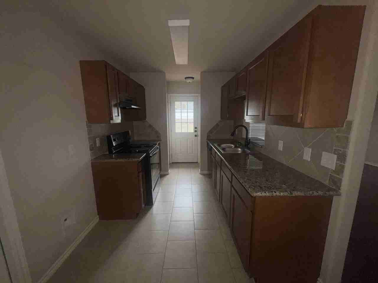 10604 Royal Adrian Dr - Photo 3 of 13