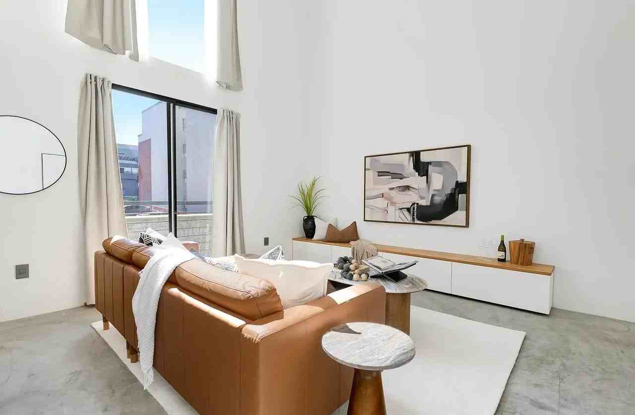 1944 State St #17 - Photo 5 of 16