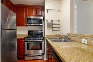 featured image of 5530 Owensmouth Ave