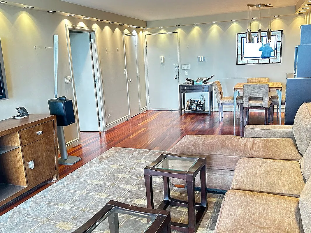 1 Bay Club Dr - Photo 3 of 11