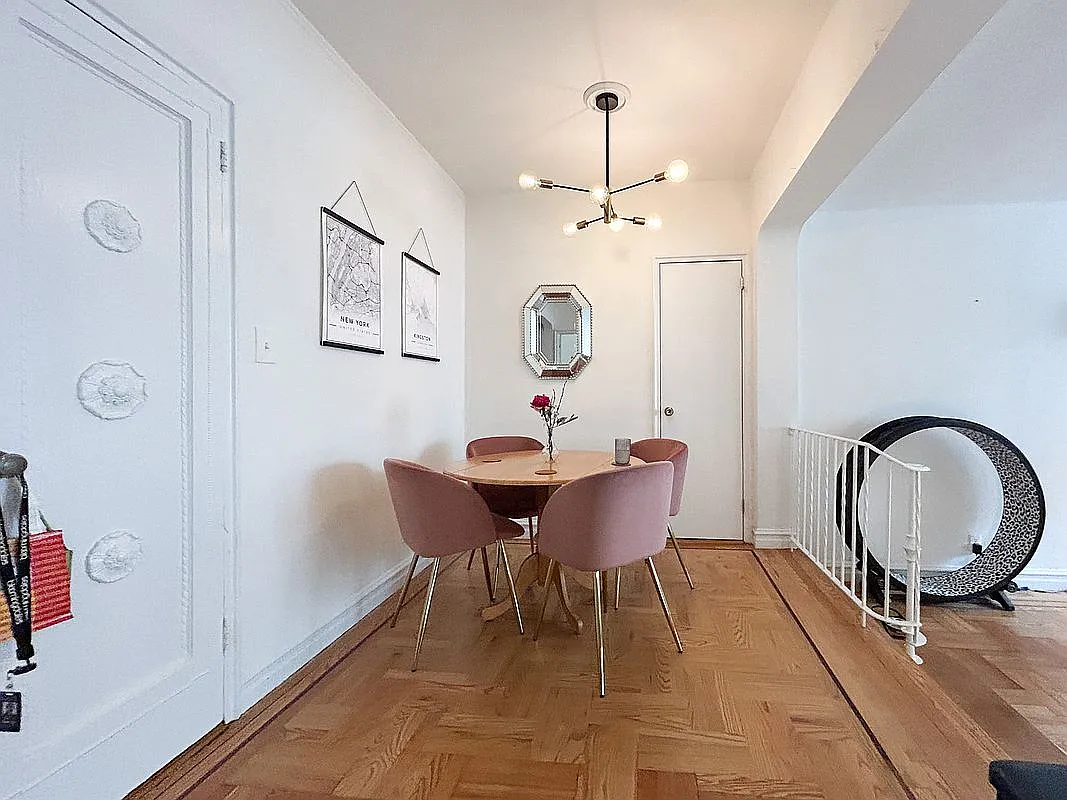 100 Bennett Ave - Photo 4 of 8