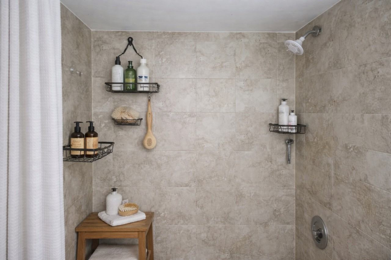 4367 White Pine Ave #4 - Photo 7 of 18