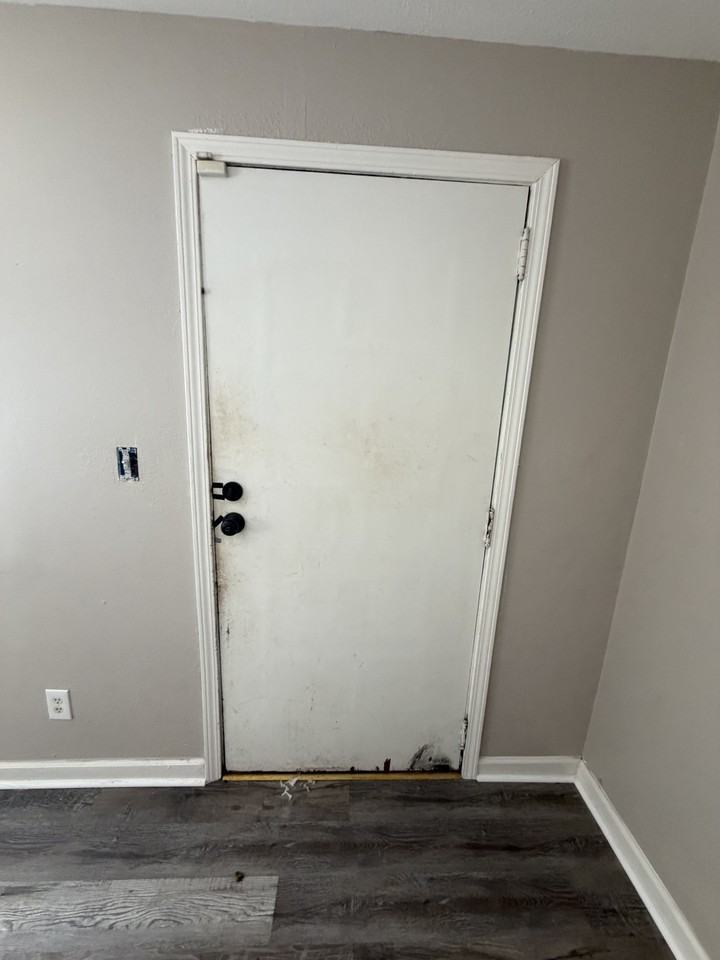 10223 Niblic Dr - Photo 5 of 6