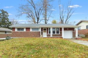 featured image of 2251 Hollis Dr