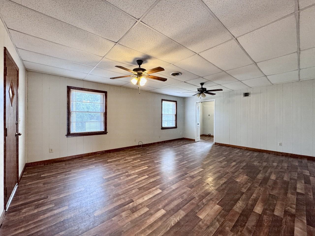 5618 Perry Ave - Photo 7 of 17