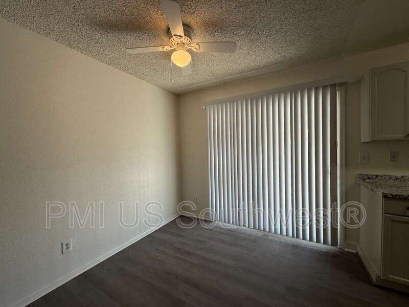 664 Honeysuckle Rd - Photo 7 of 26