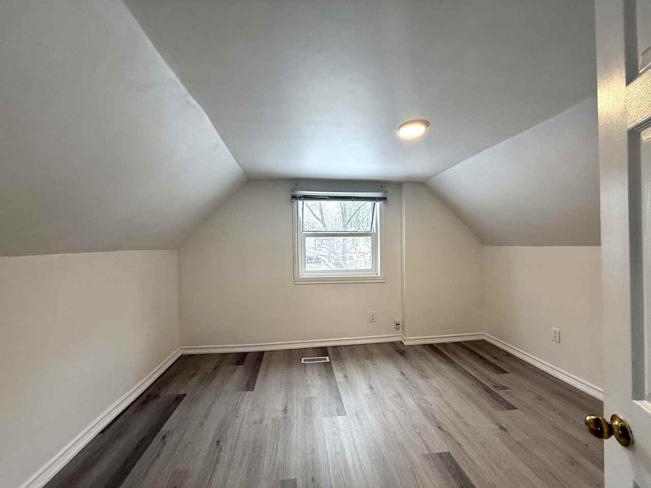 169 East Ave S - Photo 4 of 6