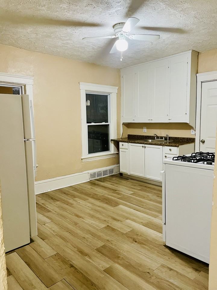 496 E 110th St - Photo 3 of 17