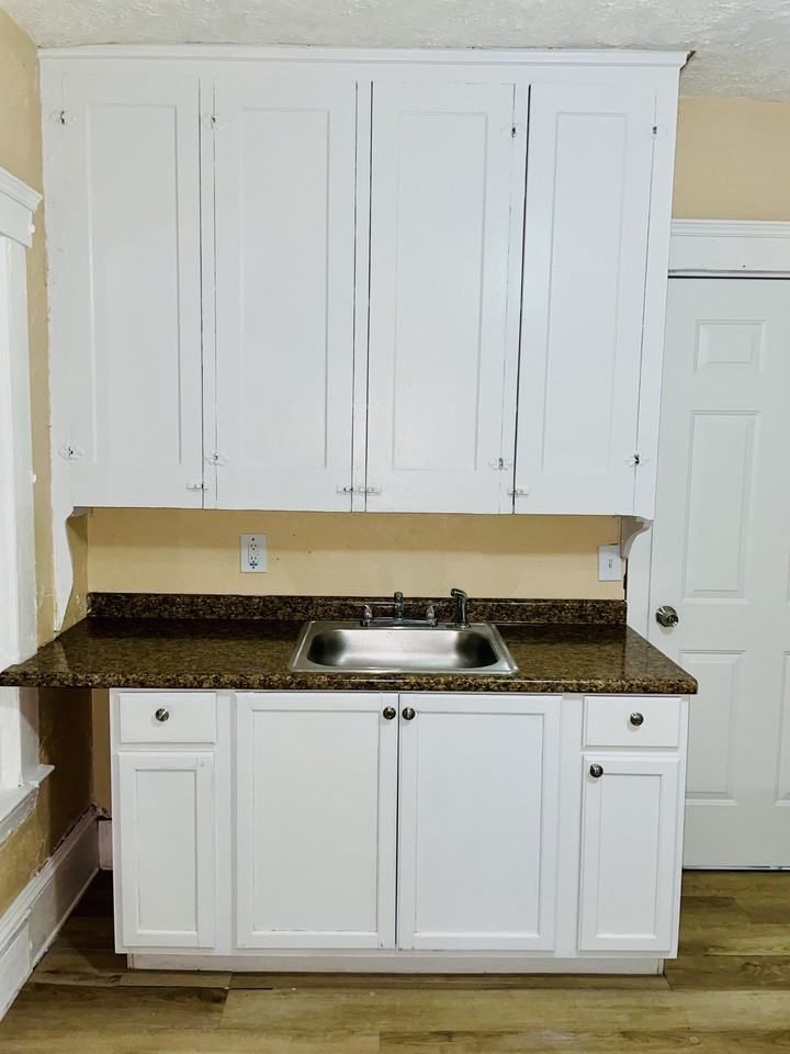 496 E 110th St - Photo 5 of 17