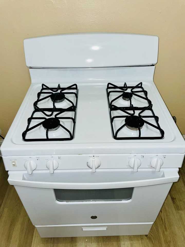 496 E 110th St - Photo 7 of 17