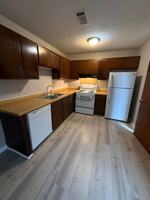 featured image of Chateau And Jenkins Ave