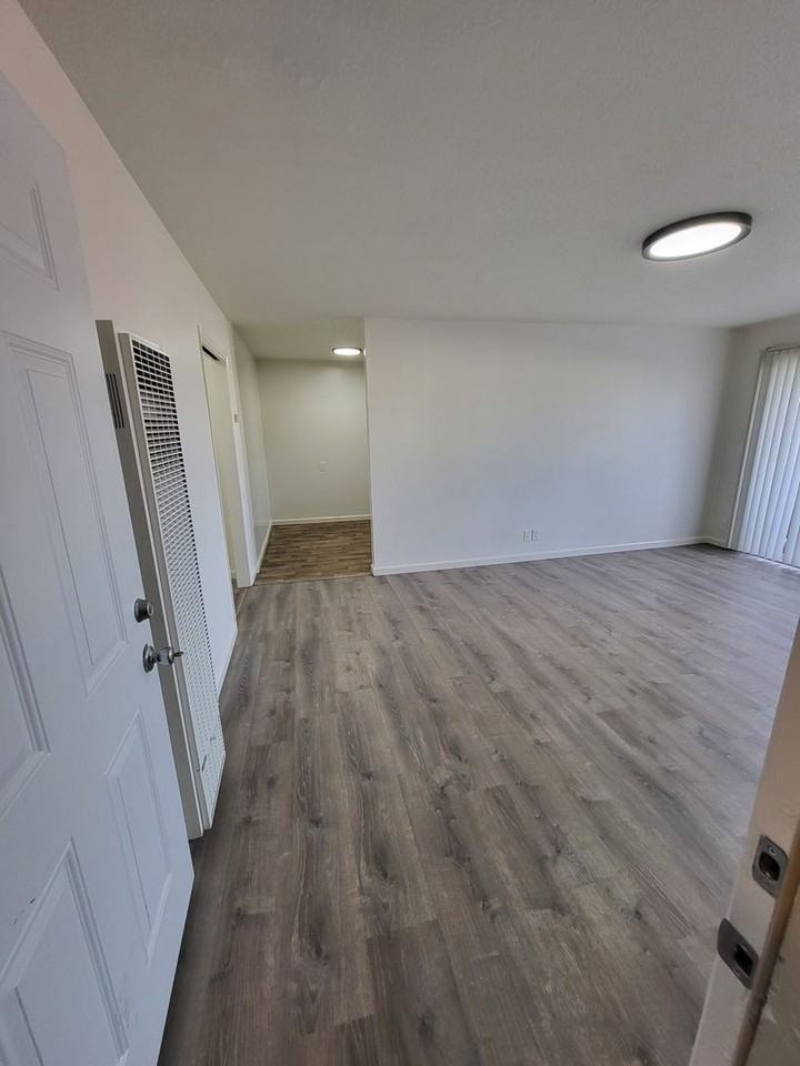 23rd Street Apartments - Photo 2 of 20