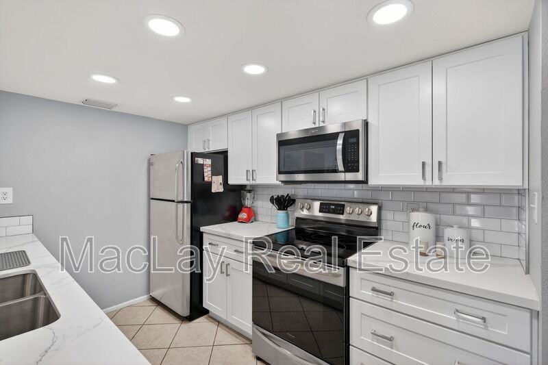 1920 W Lindner Ave #214 - Photo 4 of 46