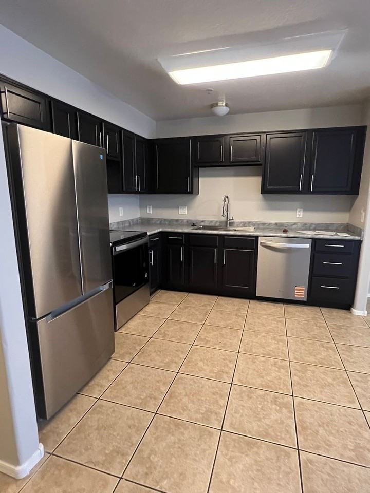 1622 S 31st Ave - Photo 6 of 16