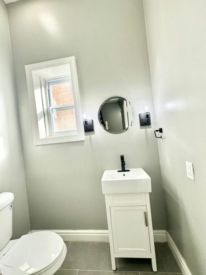 1218 Boyle St - Photo 6 of 21