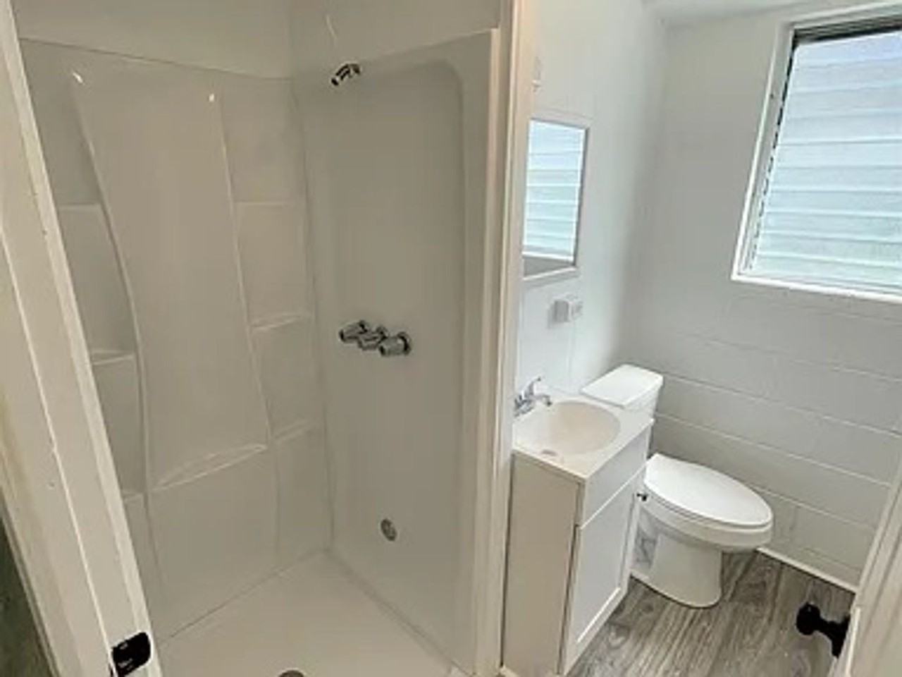 617 Wailepo St #E - Photo 5 of 6