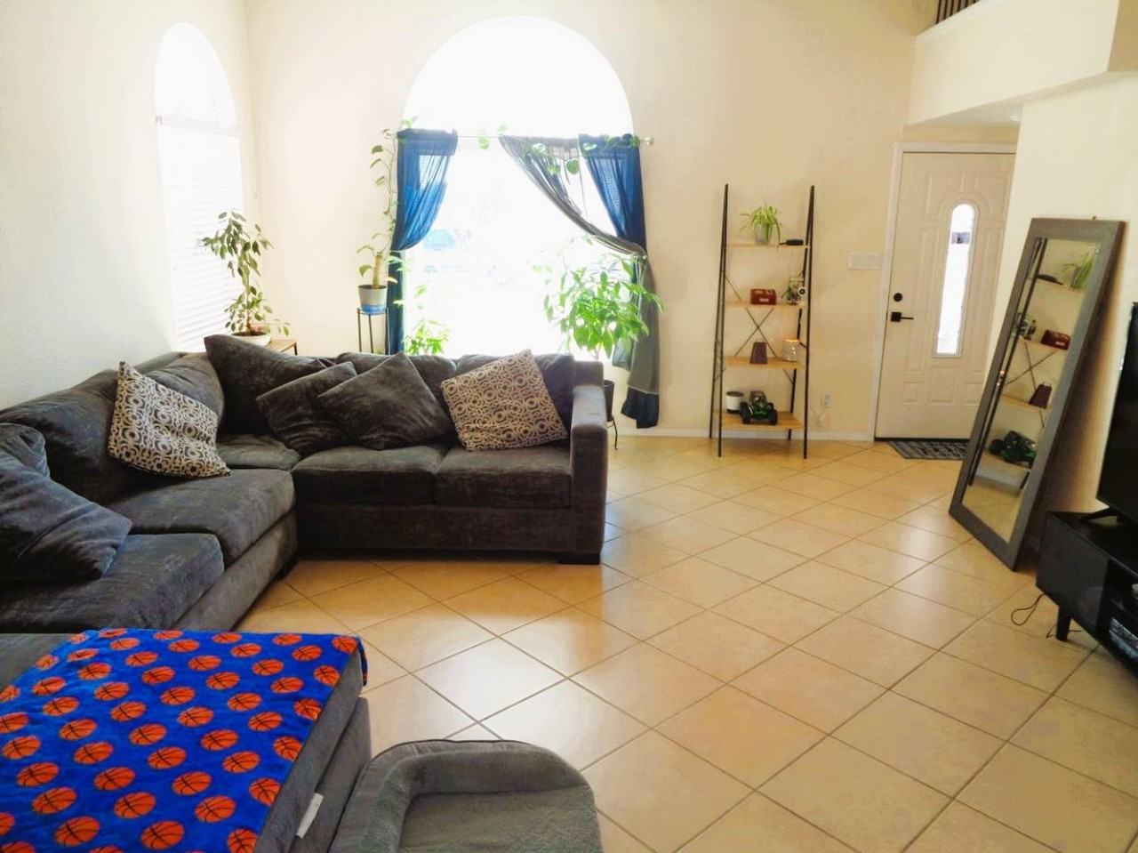 11353 Loma Linda Cir - Photo 3 of 25