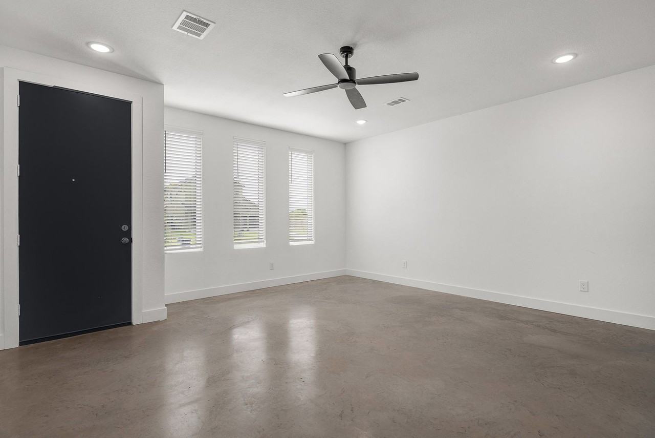 3010 Alpha Wolf Ct - Photo 3 of 34