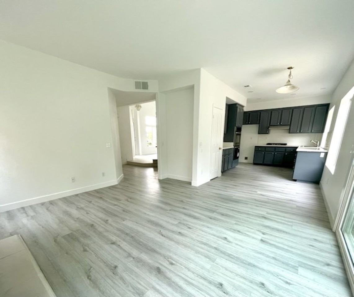 659 Rosita Ct - Photo 7 of 26