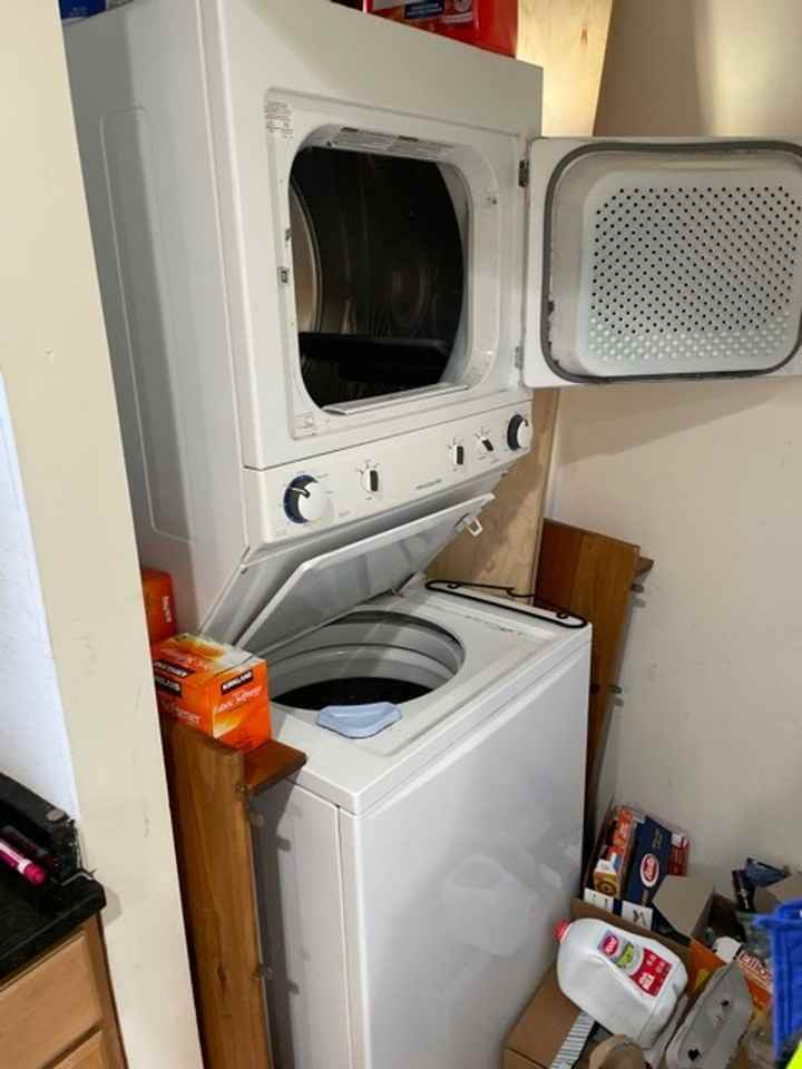 125 Calumet St - Photo 6 of 7