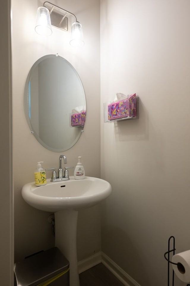 2957 Cottage Ln - Photo 6 of 19