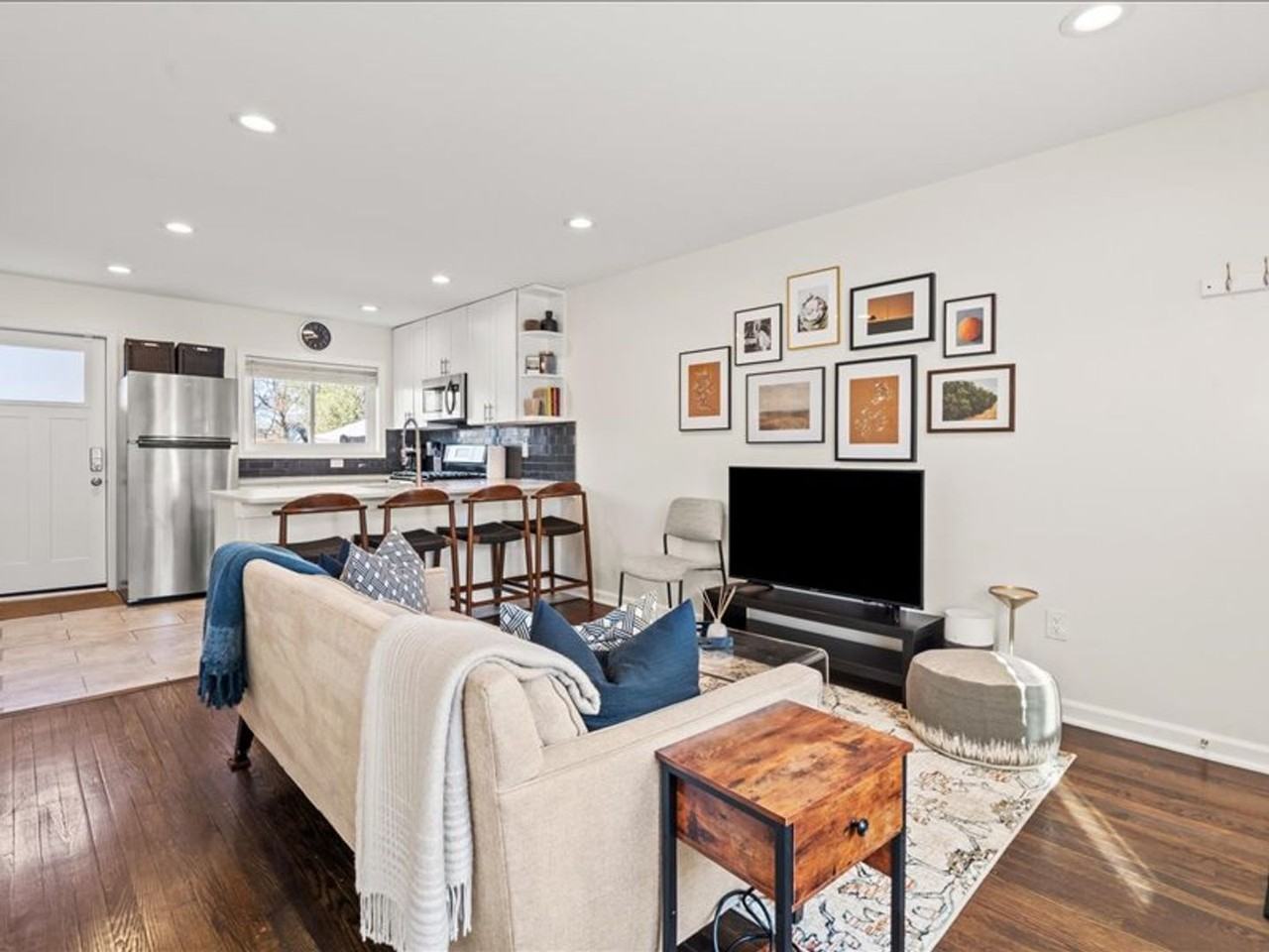 134 35th St Ne - Photo 7 of 32