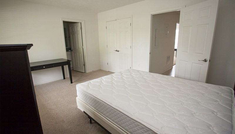 2111 Purple And Gold Way - Photo 5 of 18