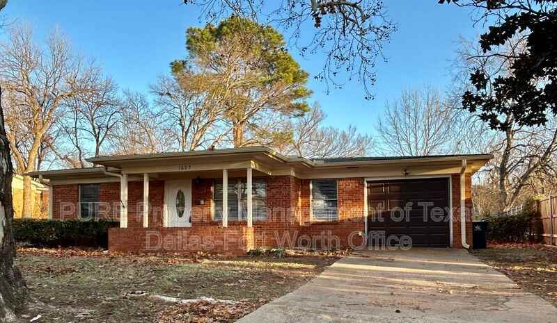 1607 Briarwood Blvd - Photo 2 of 31