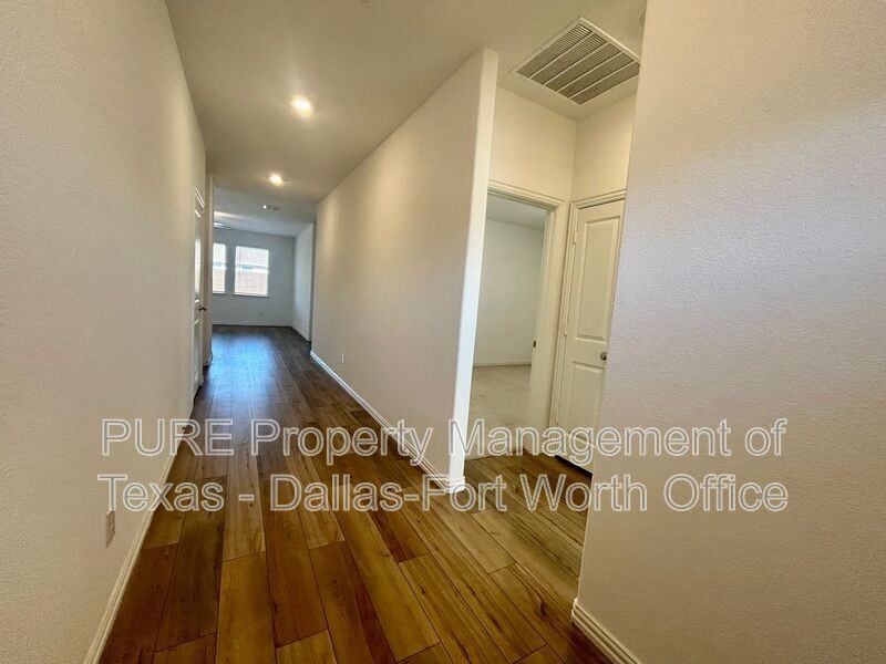 2113 Donker Dr - Photo 2 of 26