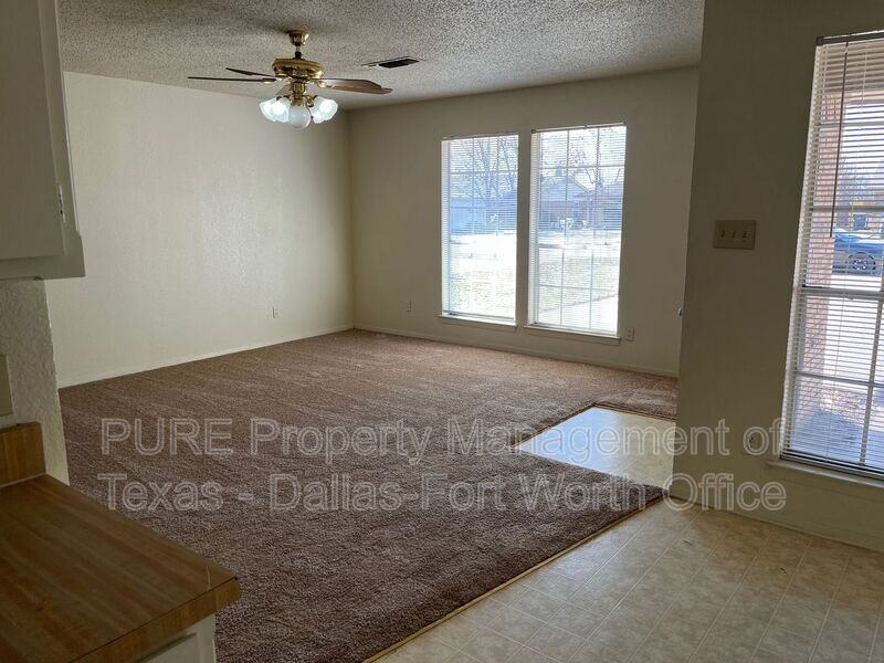 423 Claire Ct - Photo 4 of 11