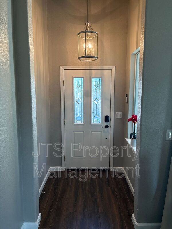 6521 Turnstone Way - Photo 5 of 24