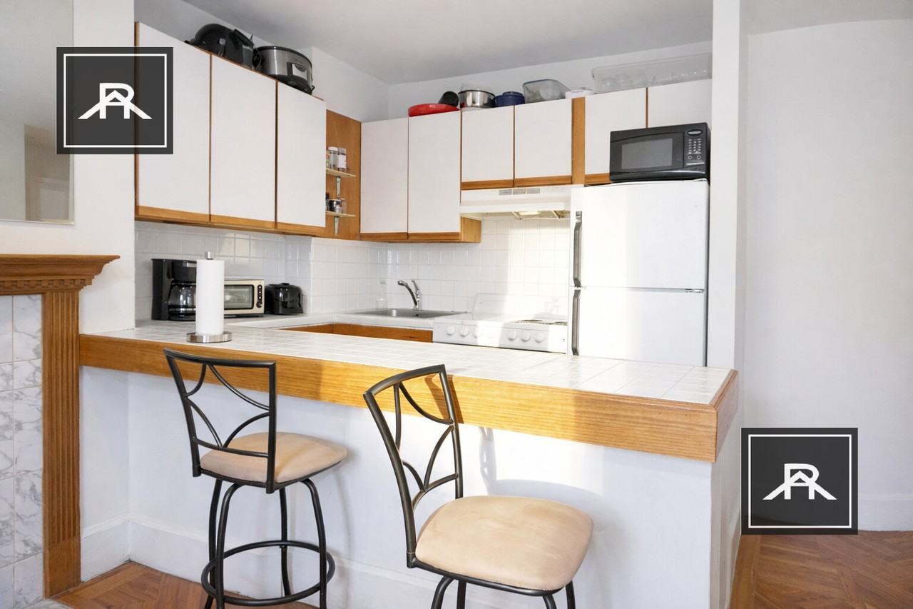 7 Aberdeen St #3 - Photo 2 of 9