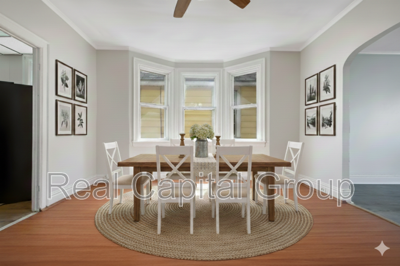 305 Cable St #2UPPER - Photo 3 of 22