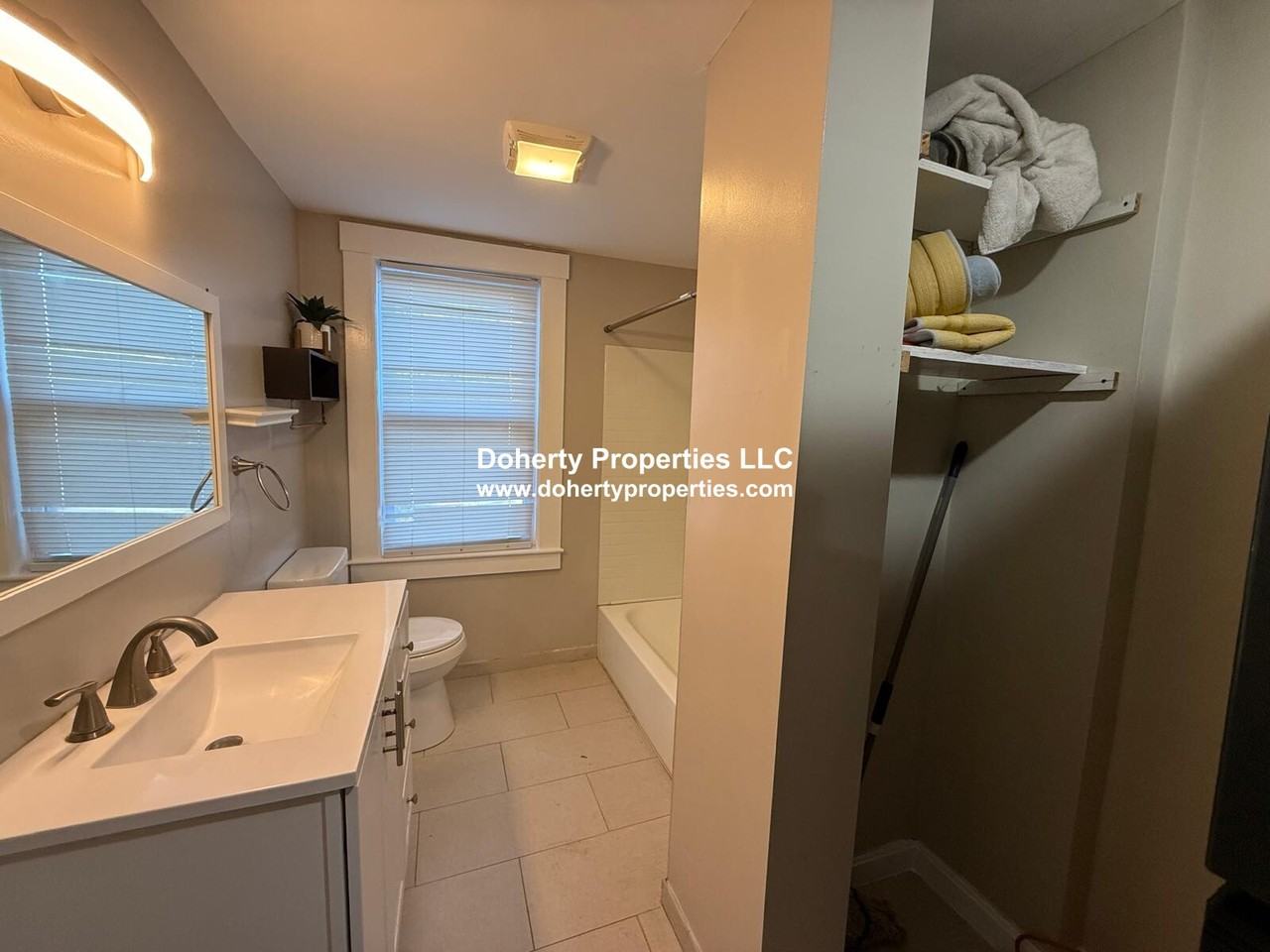 5 Westford Rd - Photo 2 of 18