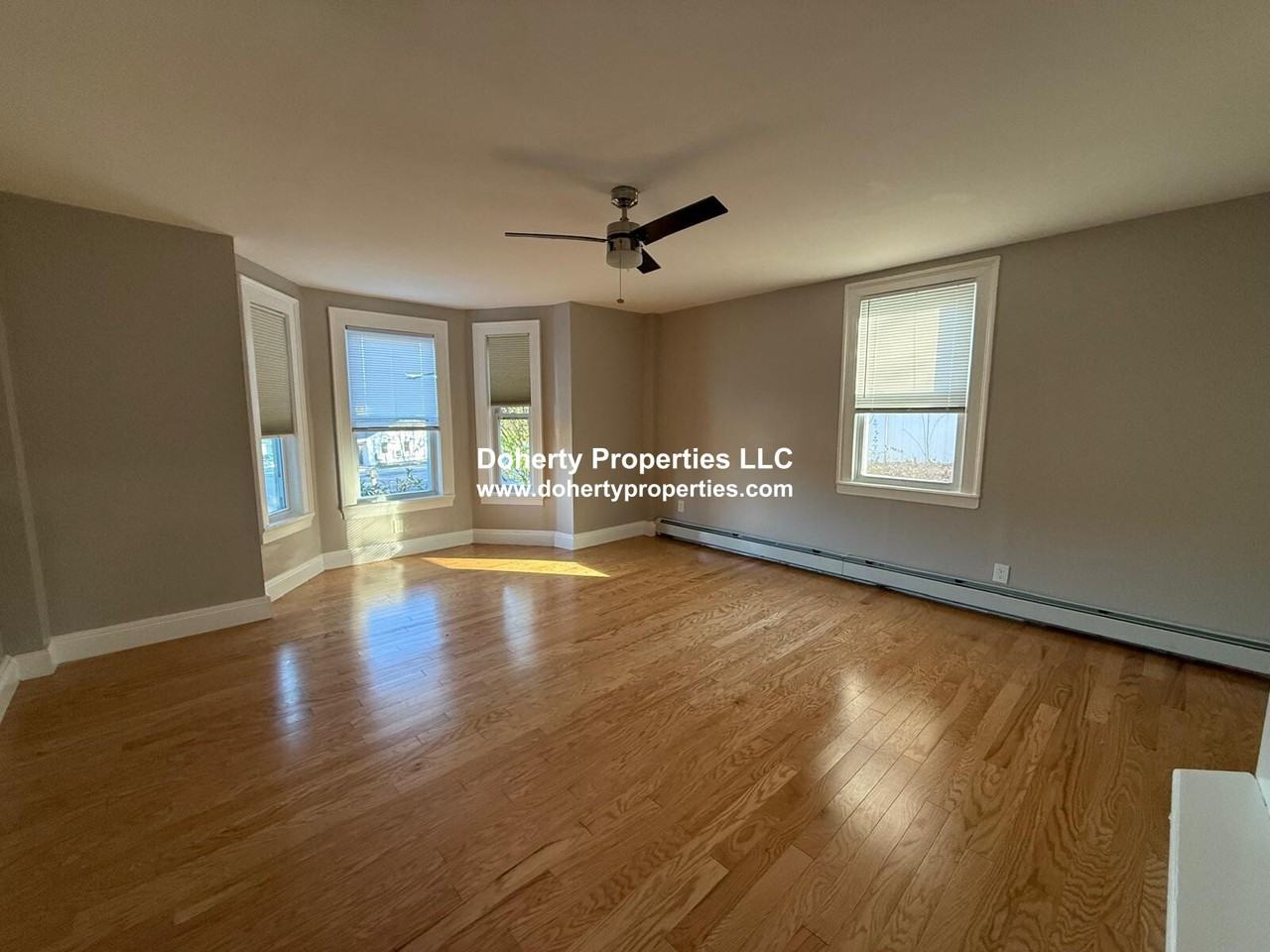 5 Westford Rd - Photo 4 of 18