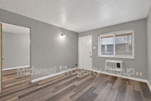 featured image of 3710 Geraldine Ave #3