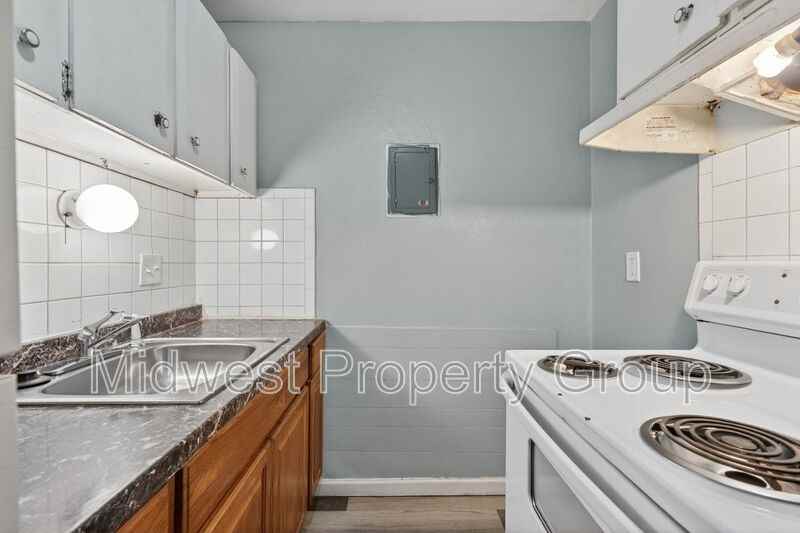 3710 Geraldine Ave #3 - Photo 5 of 15