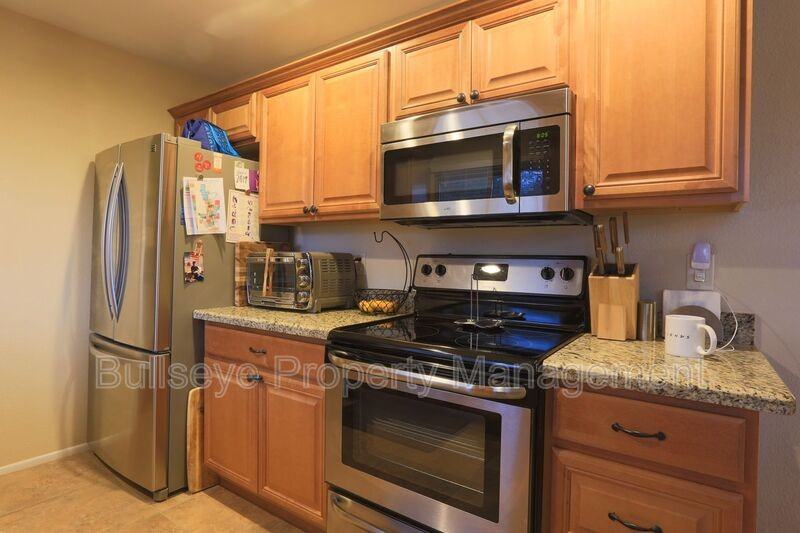 2845 E Sierra St - Photo 6 of 21