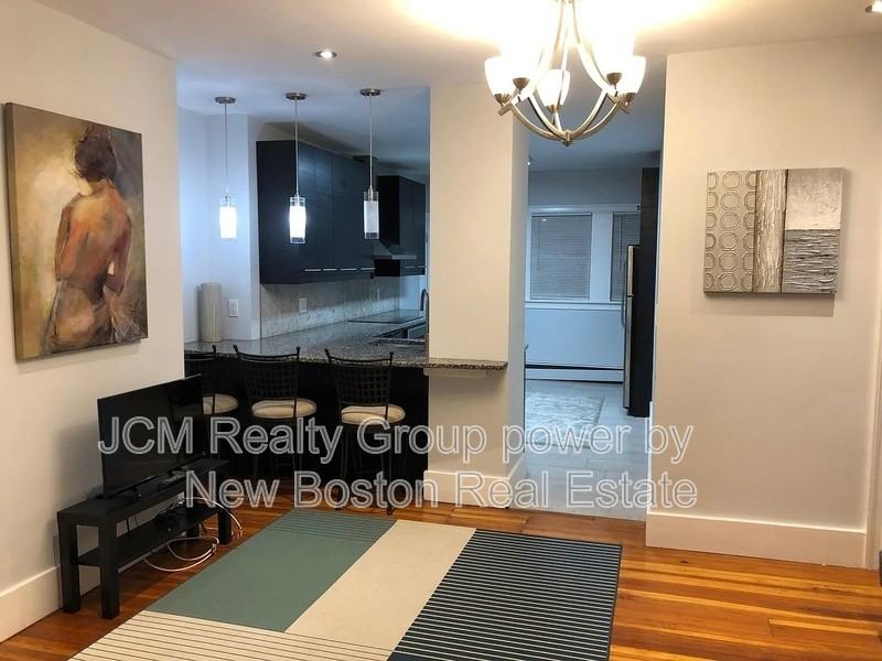 18 West St #1-1stFL - Photo 3 of 13