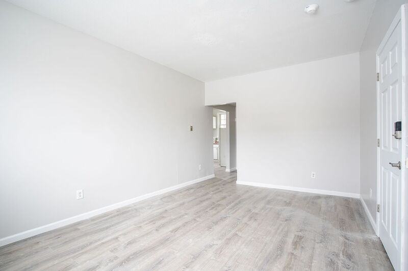 340 Appleton St #1 - Photo 3 of 10