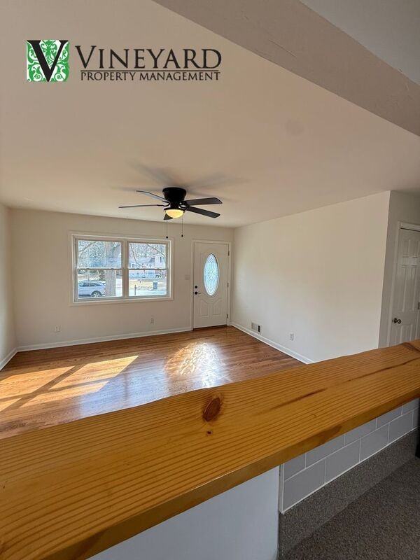 1023 Pine Valley Dr - Photo 6 of 19