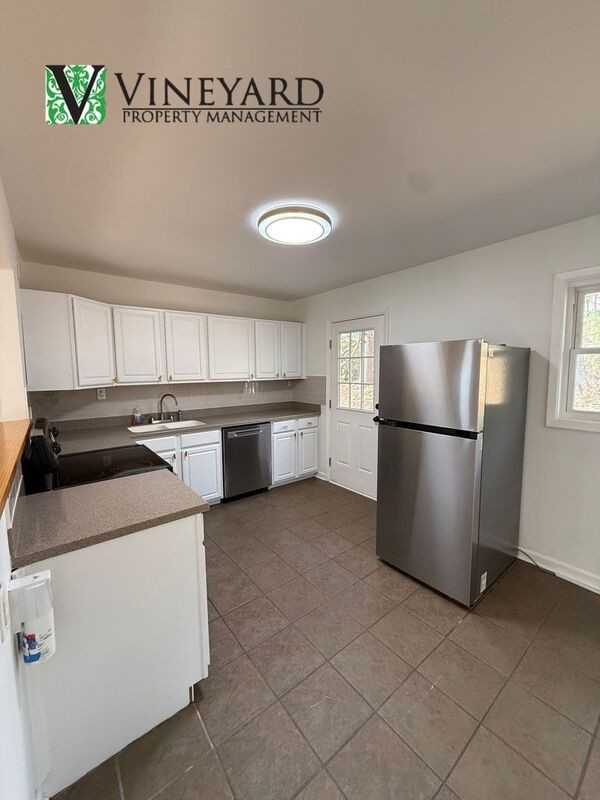 1023 Pine Valley Dr - Photo 7 of 19