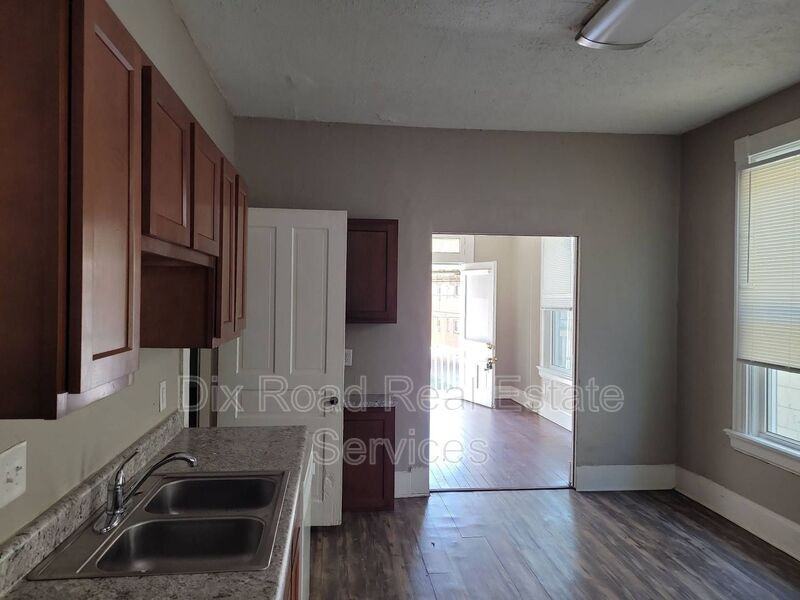 4225 Virginia Ave - Photo 6 of 15