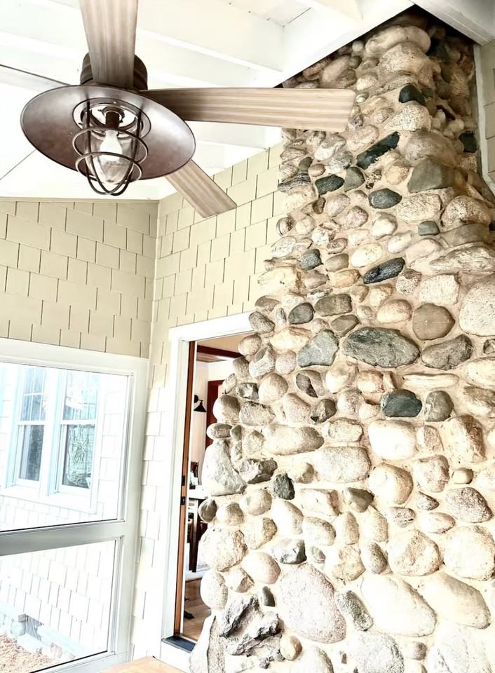 239 Leonard Ct #NA - Photo 5 of 19