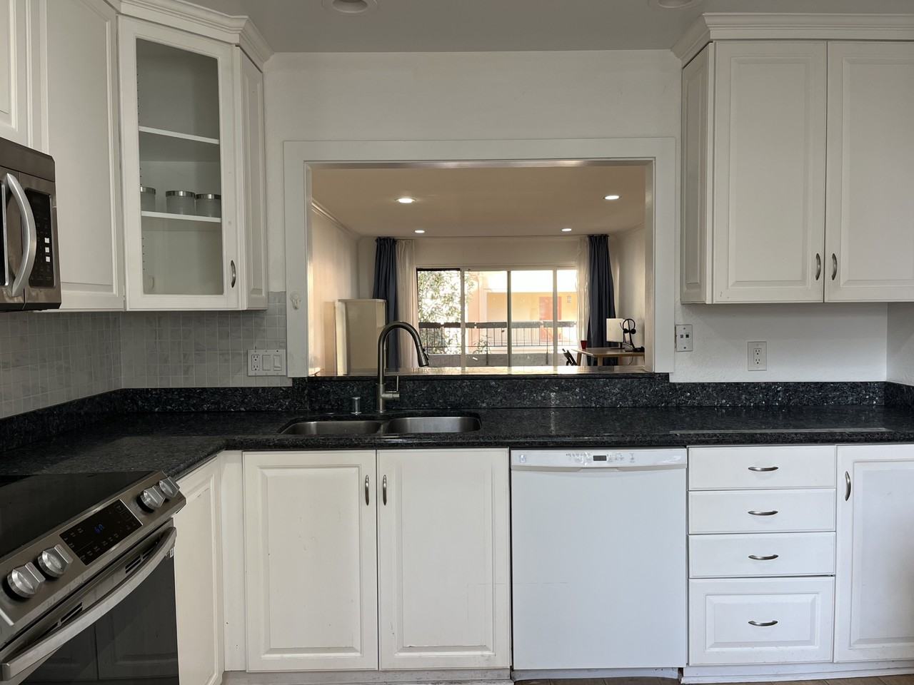 3525 Lebon Dr #219 - Photo 3 of 10