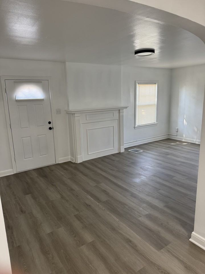 1596 S Champion Ave #NA - Photo 6 of 14