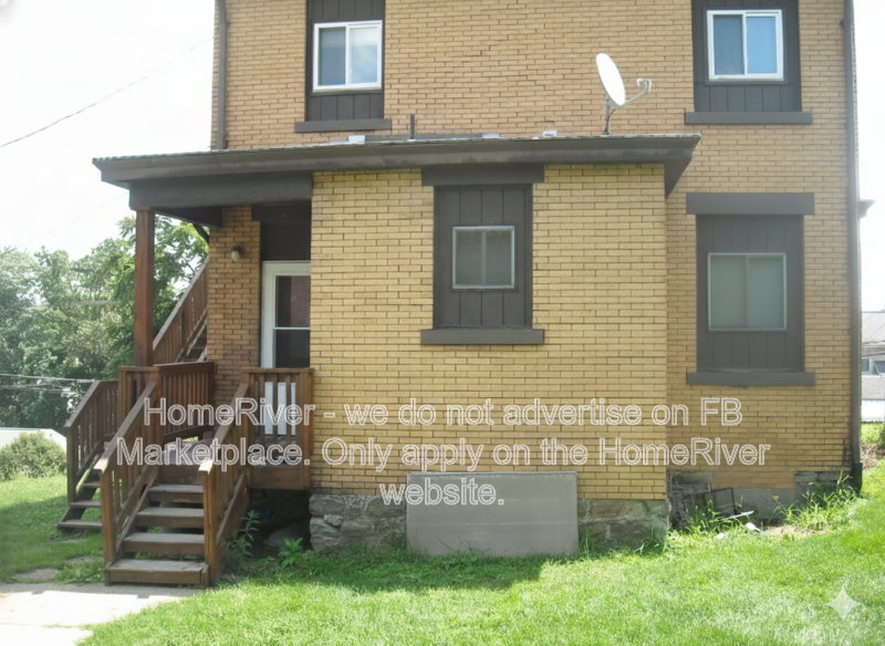 1404 Westfield St #1 - Photo 3 of 6