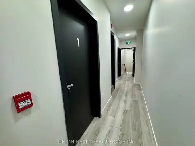 1184 Queen St E #1 - Photo 4 of 8