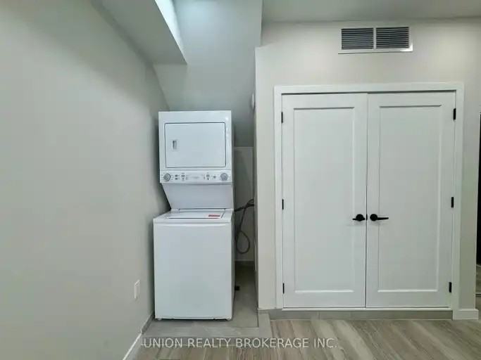 1184 Queen St E #1 - Photo 7 of 8