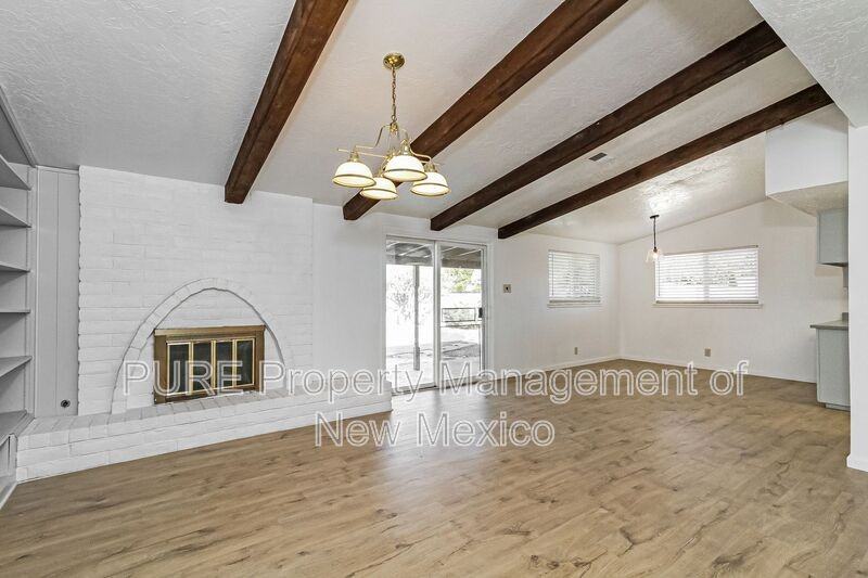 12321 Constitution Ave Ne - Photo 7 of 20